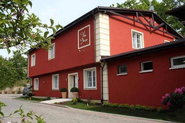 Villa Intryga Bed and Breakfast in Pomeranian Voivodeship