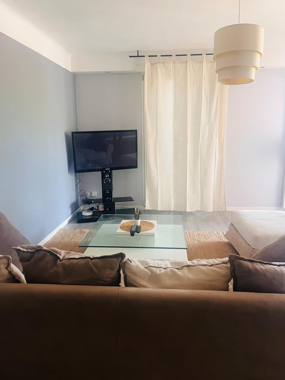 Grand appartement - spacieux- proche gare et centre ville Apartment in Occitanie