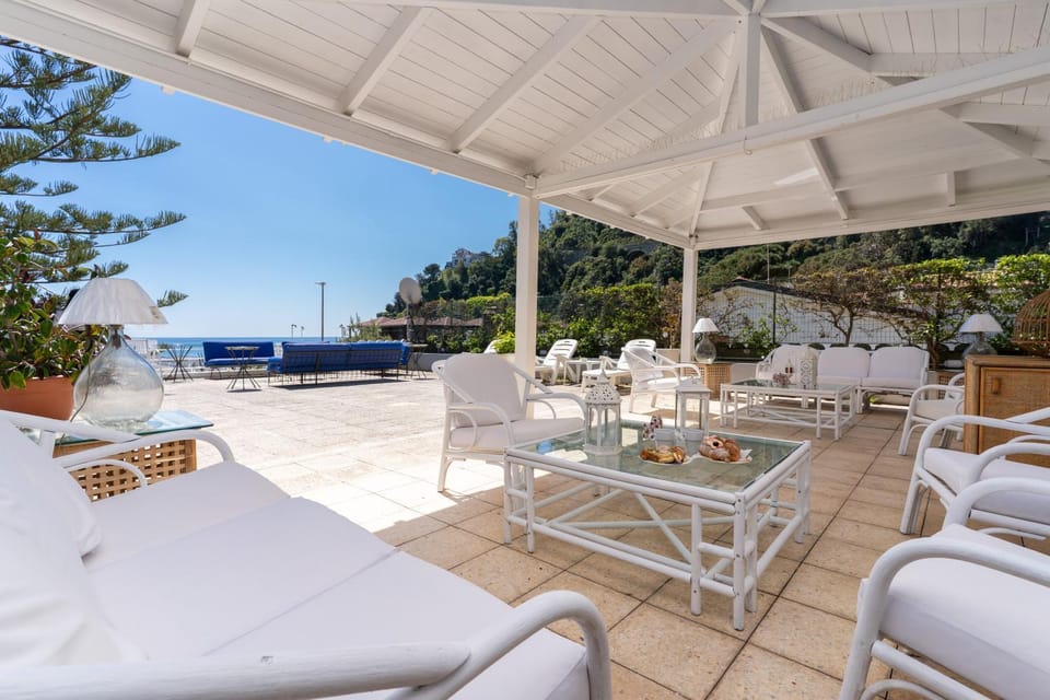 Patio, Day, View (from property/room), Balcony/Terrace, Seating area, sunbed