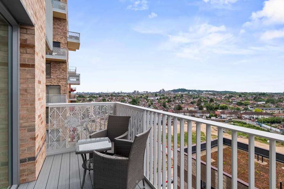 Balcony/Terrace, City view