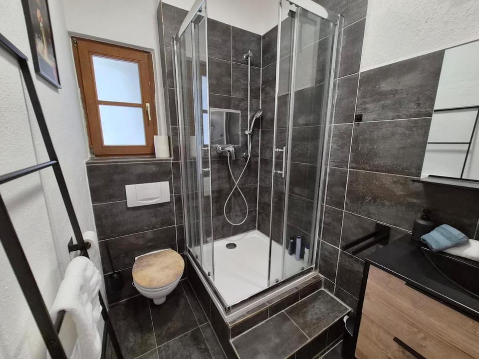 Shower, Toilet, Bathroom