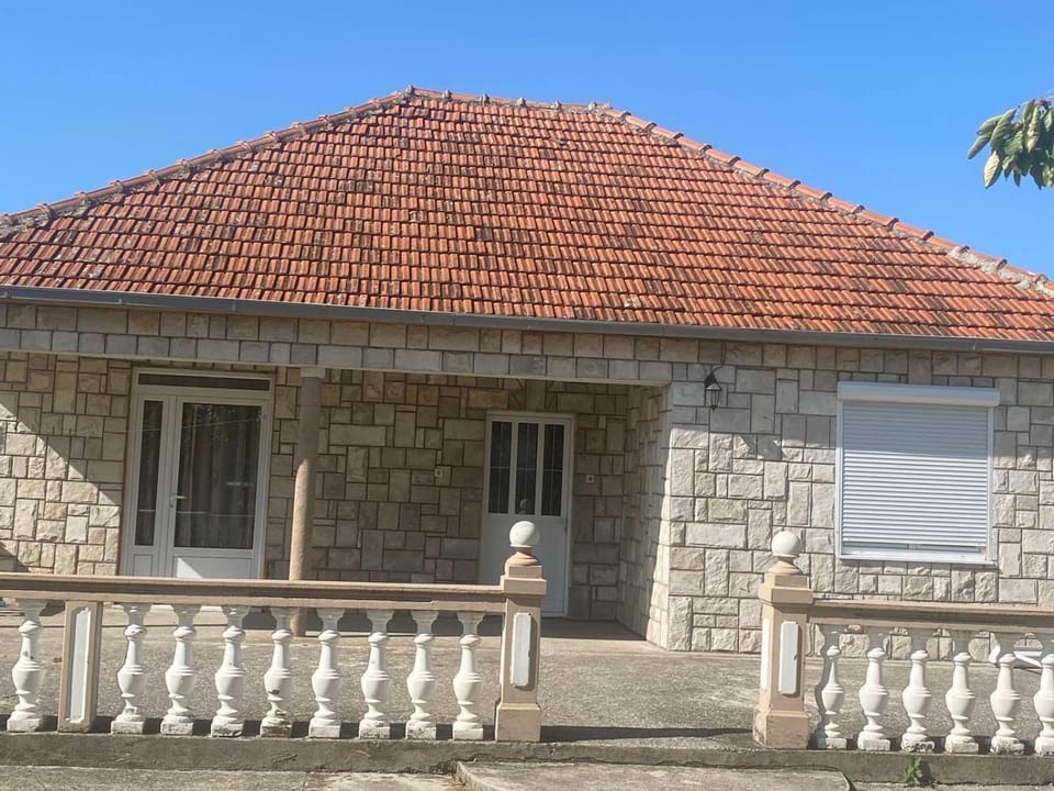 Apartments Ana - Airport shuttle option Apartment in Podgorica Municipality, Montenegro