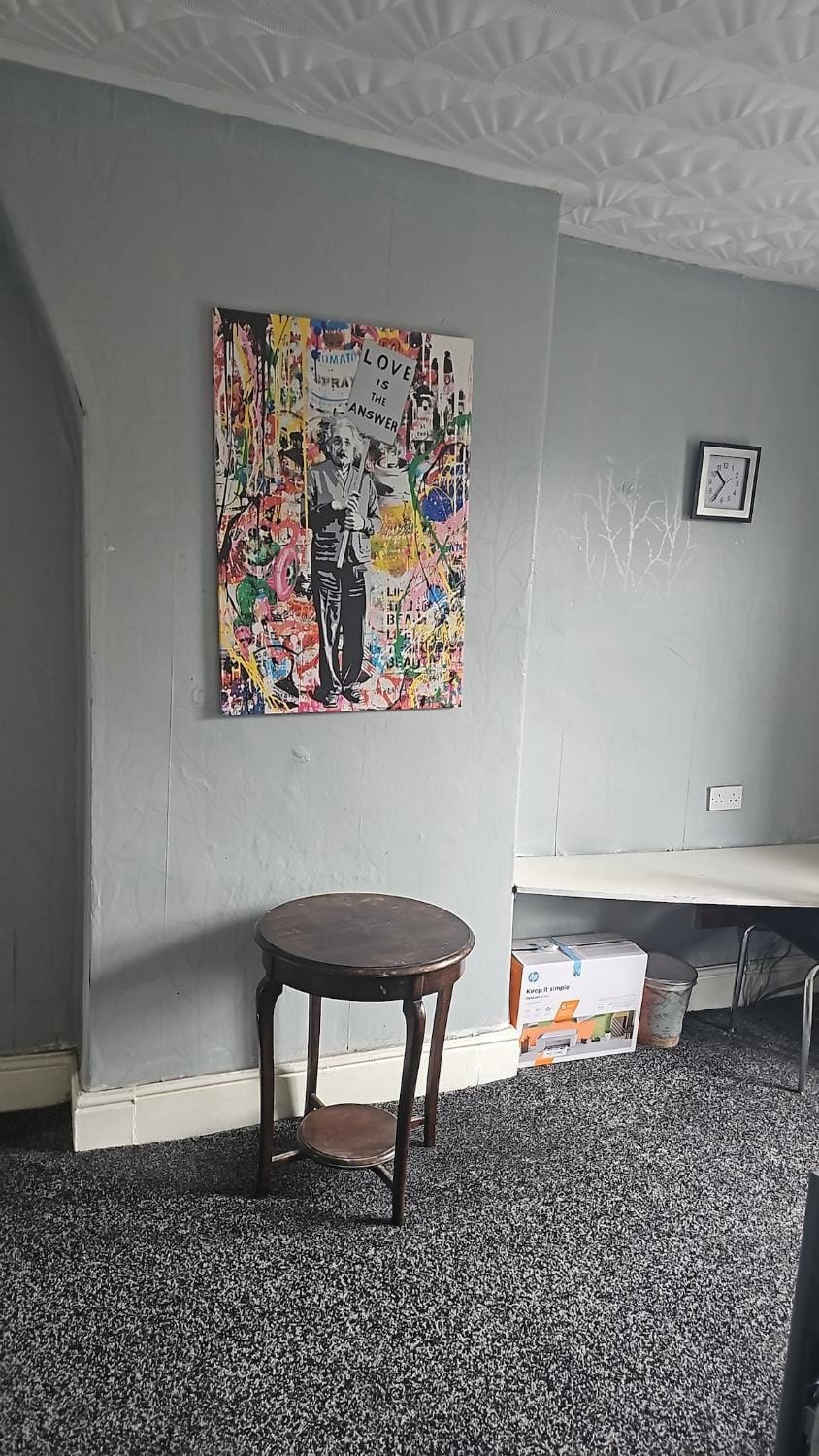 2 bedroom House near local cash and carry House in Burnley