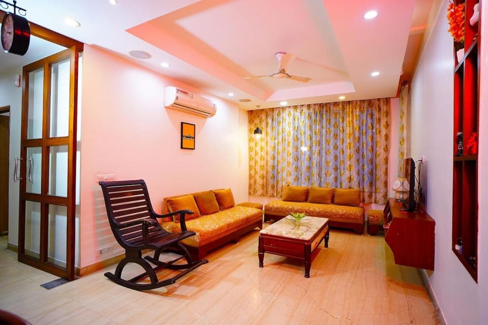 Premium Entire 3BHK Service Apartment by SparksFly Apartment in New Delhi