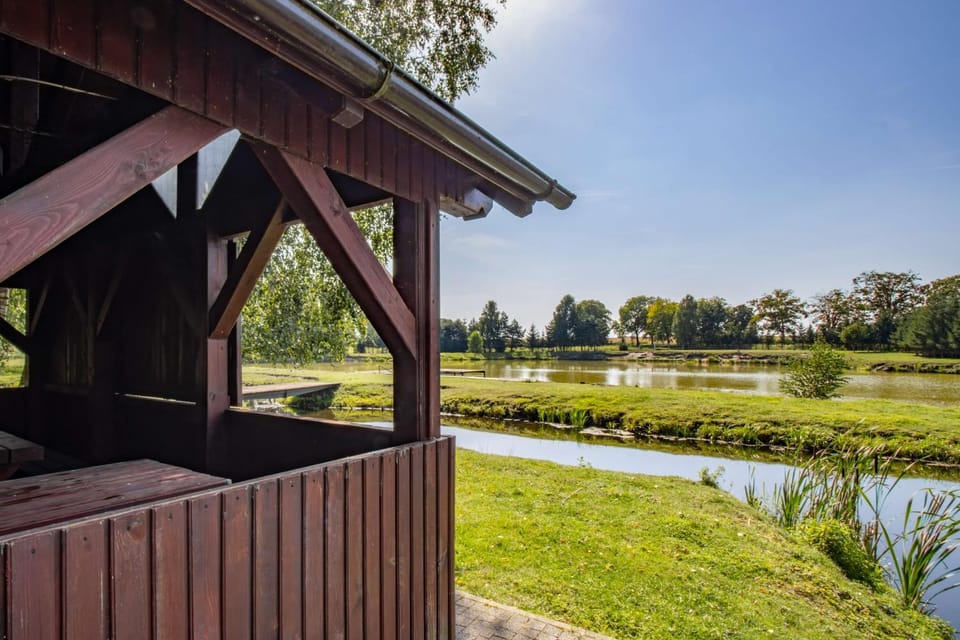 Łowisko Dom ze Stawami Villa in Greater Poland Voivodeship