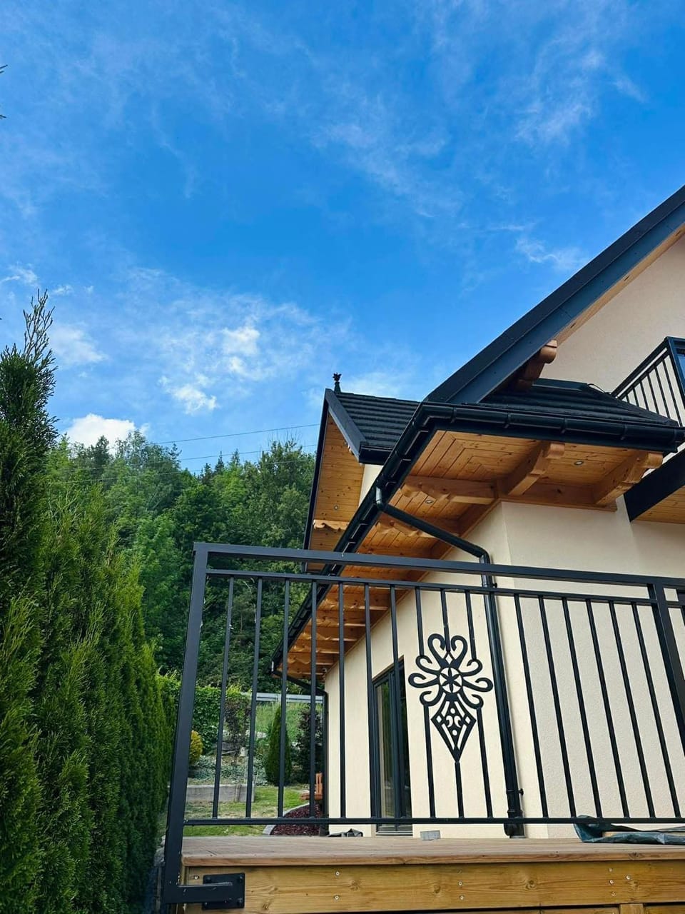 Property building, Balcony/Terrace, Balcony/Terrace