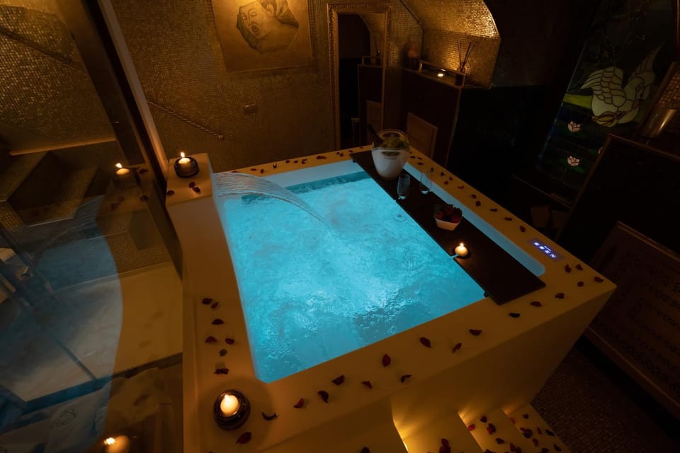 Hot Tub, Hot Tub, Spa and wellness centre/facilities, Spa and wellness centre/facilities, Pool view, Pool view, Swimming pool, Bath