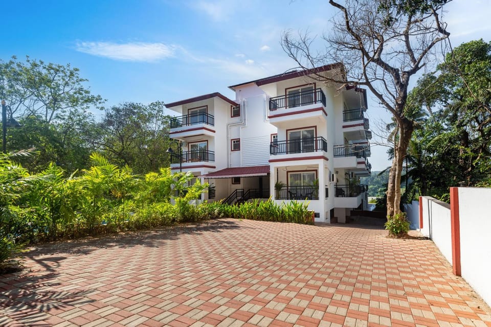 Bela Vista, 2BHK Balcony View Over Fields Including Pool Apartment in Goa, India