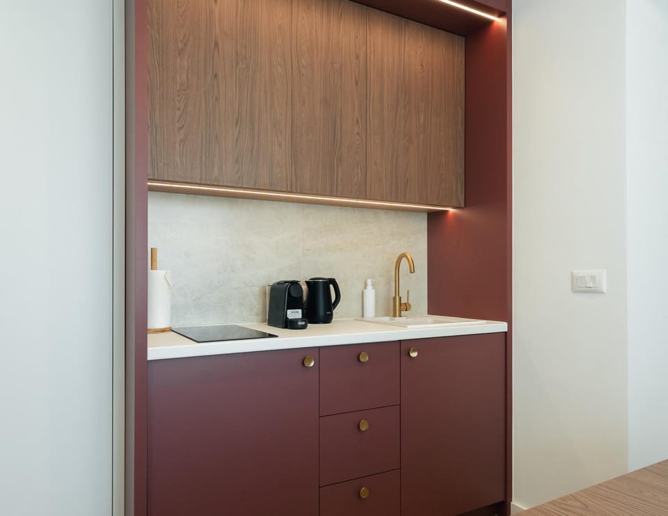 Coffee/tea facilities, Kitchen or kitchenette