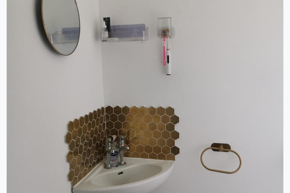 Bathroom, View (from property/room), Decorative detail