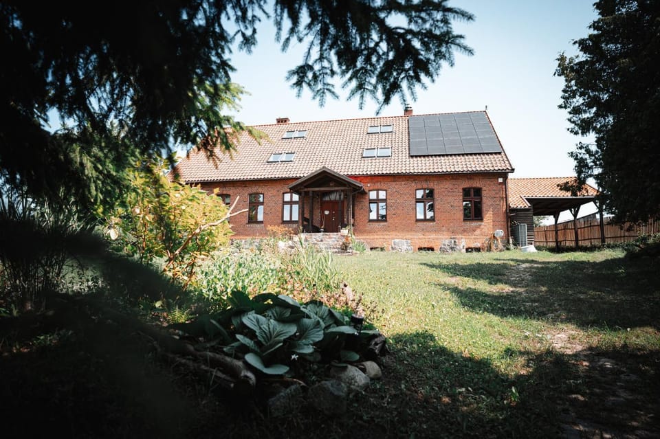 Property building, Day, Natural landscape