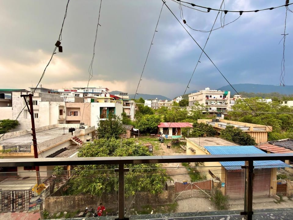 Dream valley home stay Apartment in Dehradun