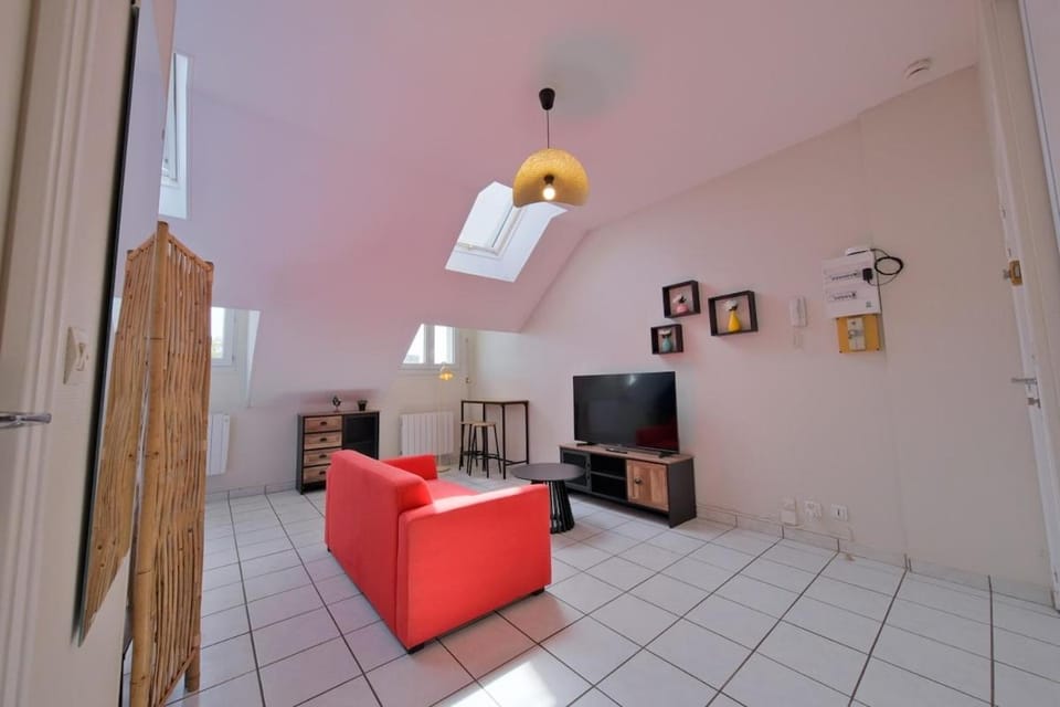 Studio Luton Apartment in Reims