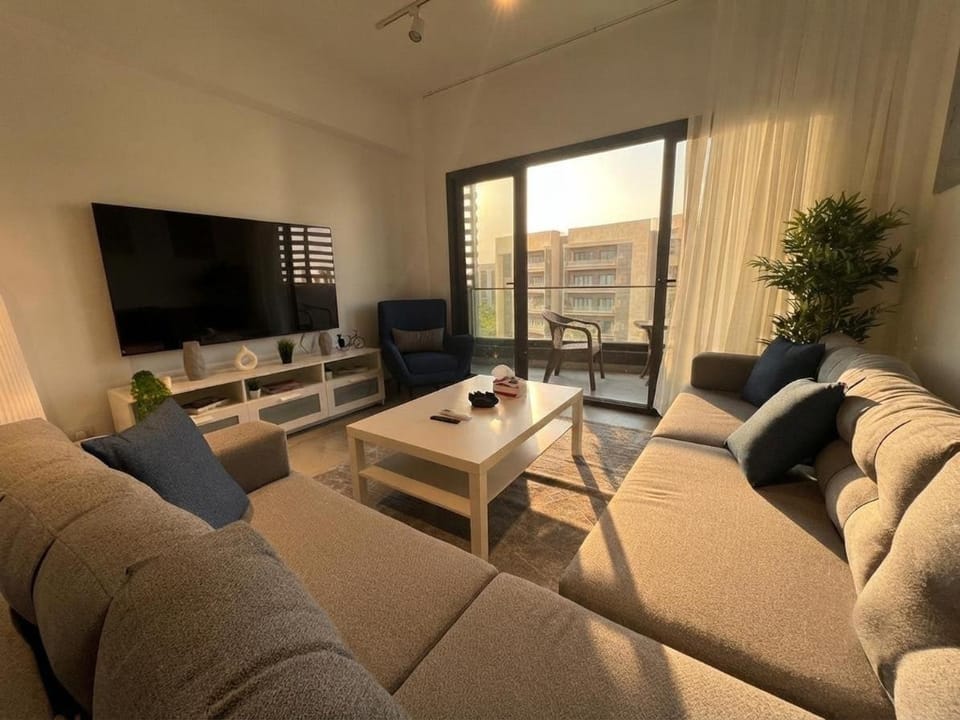 the LOFT - Privado Lake Apartment in Cairo Governorate