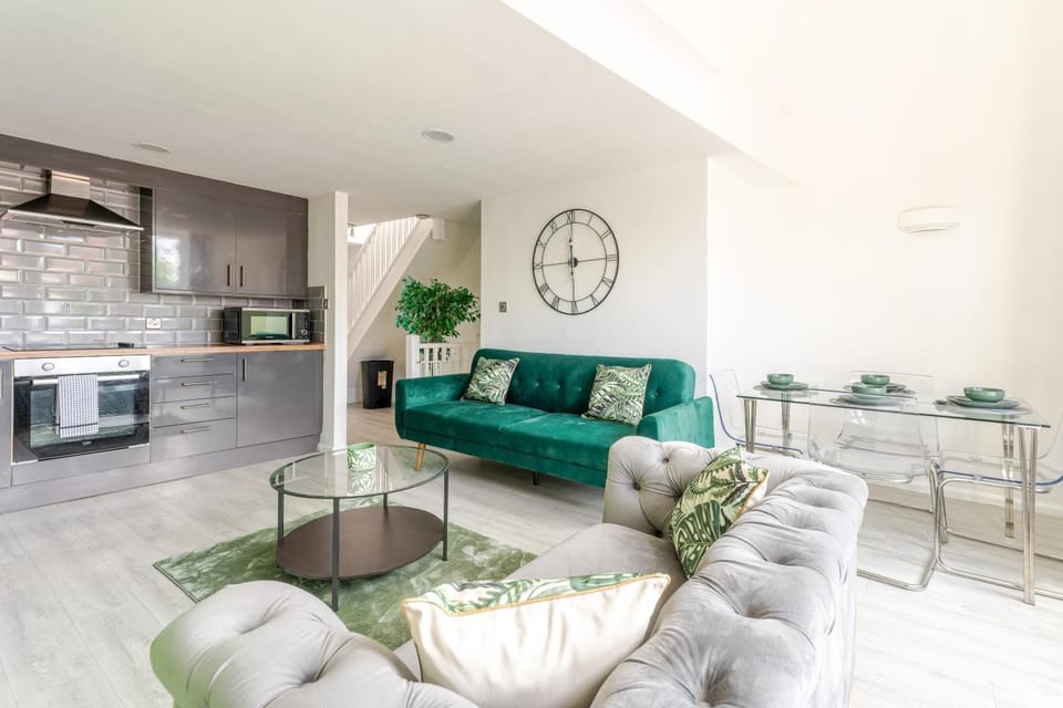 Living room, kitchen