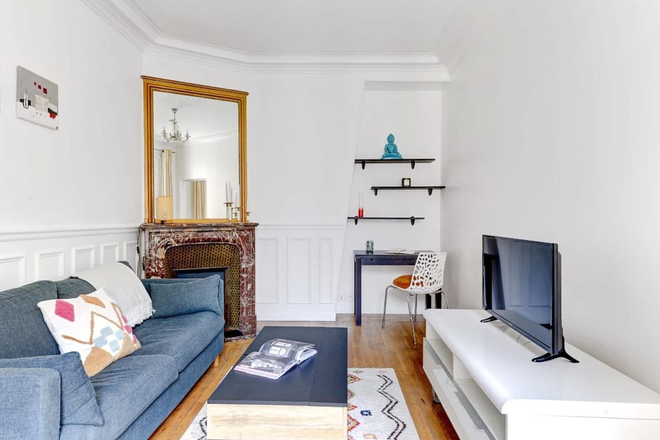 TV and multimedia, Living room, Photo of the whole room, Seating area