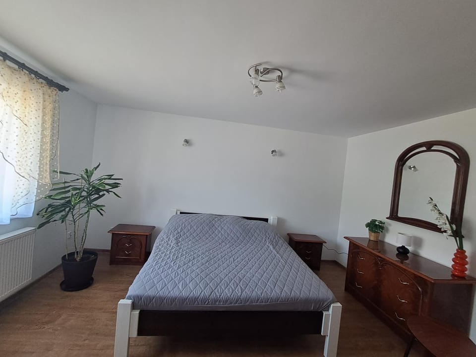 U Podnóża Gór Apartment in Lower Silesian Voivodeship