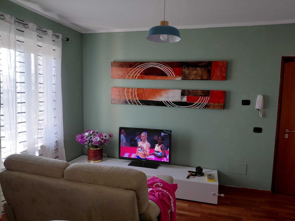Leopardi10 Apartment in Cavaion Veronese