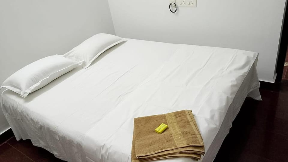 SarithaGarden Cozy 2BHK with AC, Wi-Fi Apartment in Puducherry