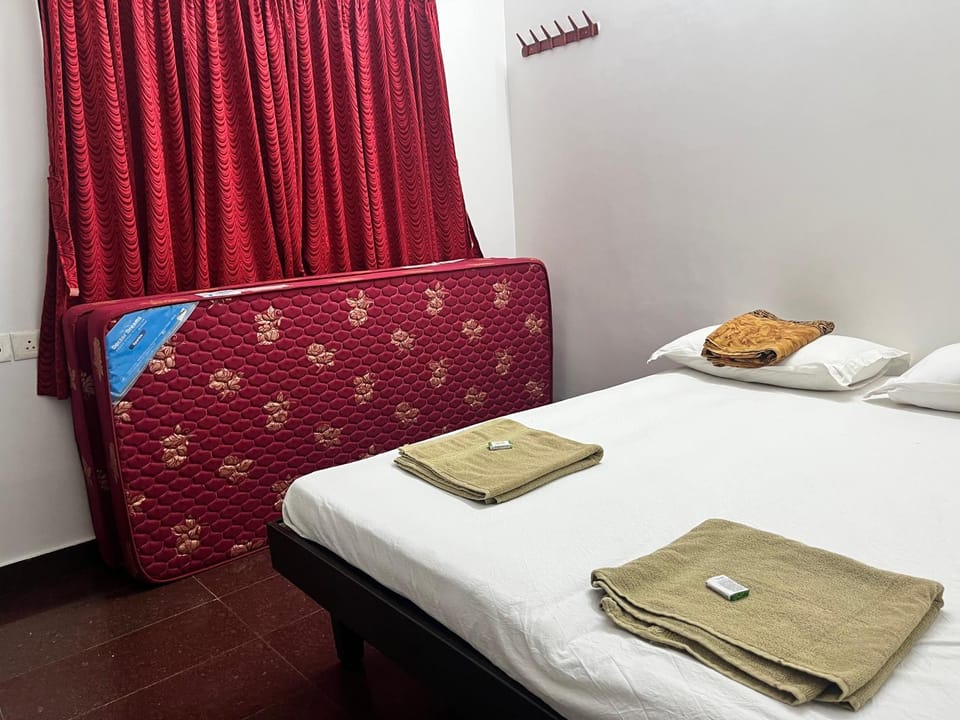 SarithaGarden Cozy 2BHK with AC, Wi-Fi Apartment in Puducherry