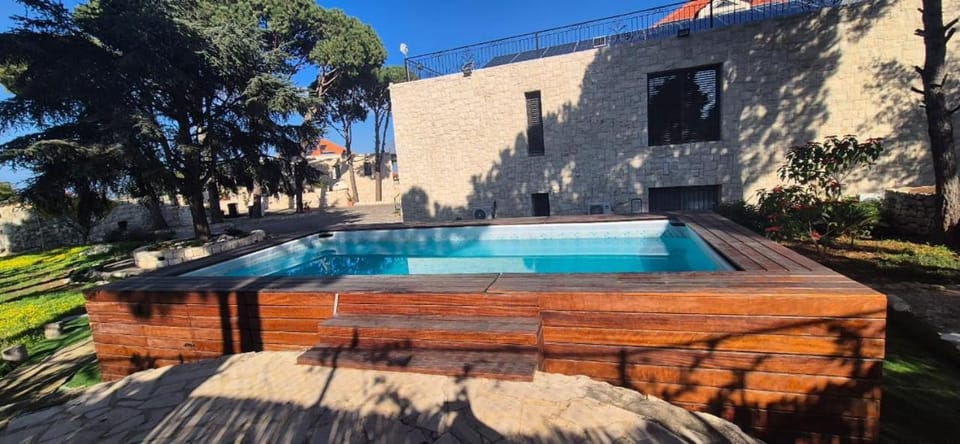 Eagles Nest Guesthouse- Rose Lily Suite 2 Apartment in Africa