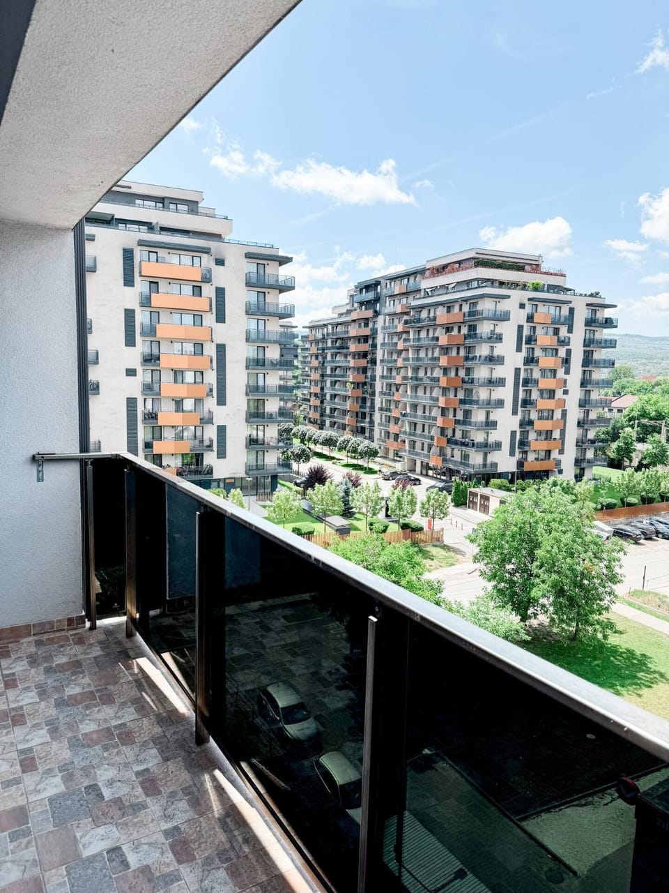 Grand View Retreat-Kingsize bed, Parking, terrace Apartment in Cluj-Napoca