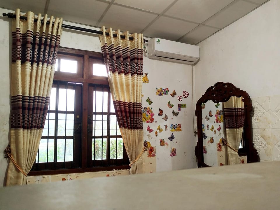 Mount crest homestay Vacation rental in Gangawatakorale
