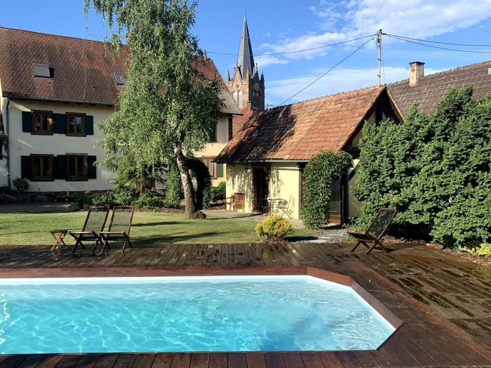 Maisonnette de charme avec piscine House in Grand Est