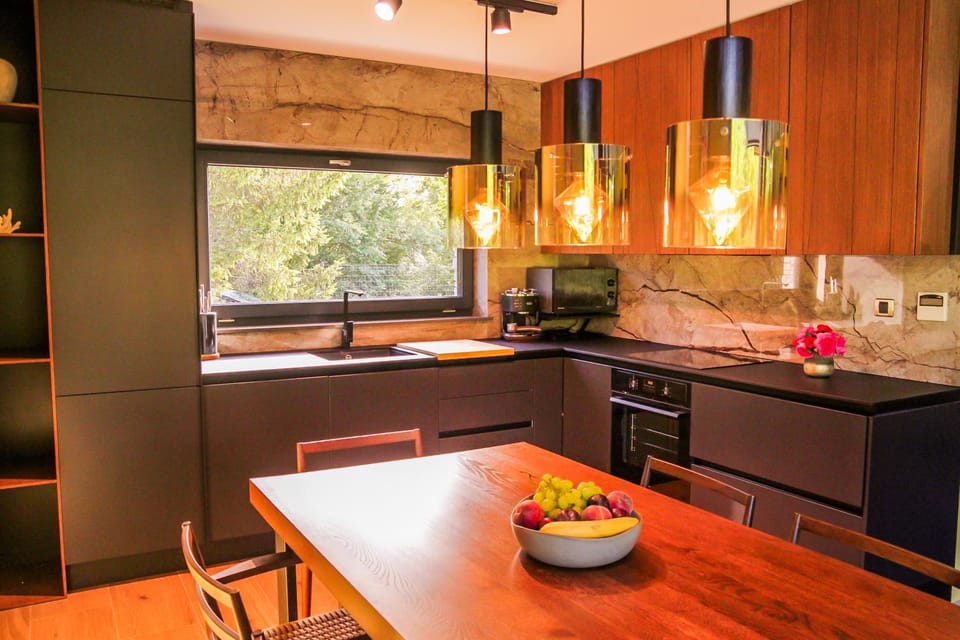 View (from property/room), microwave, oven, kitchen