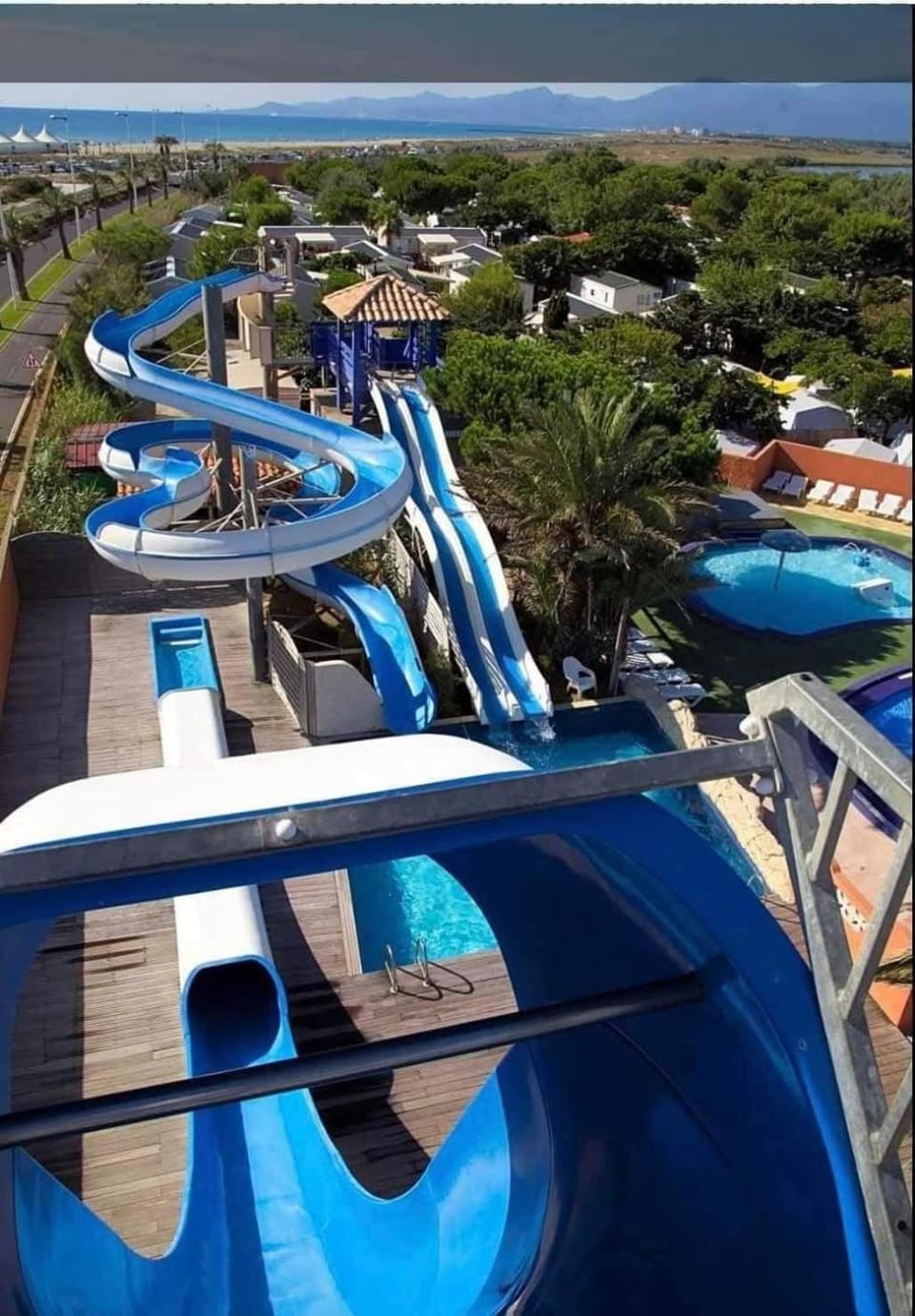 Aqua park, Swimming pool