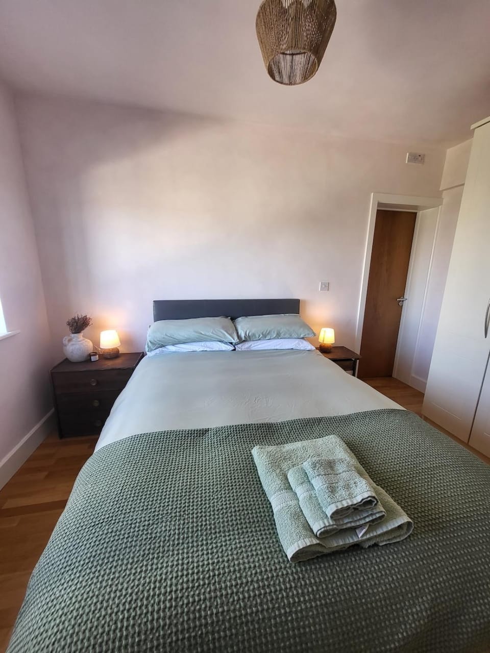 Calm Seaside Apartment Apartment in Galway