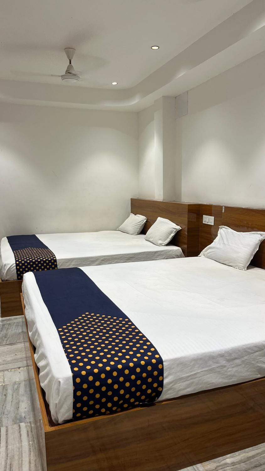 Universal Inn Bed and Breakfast in Chennai