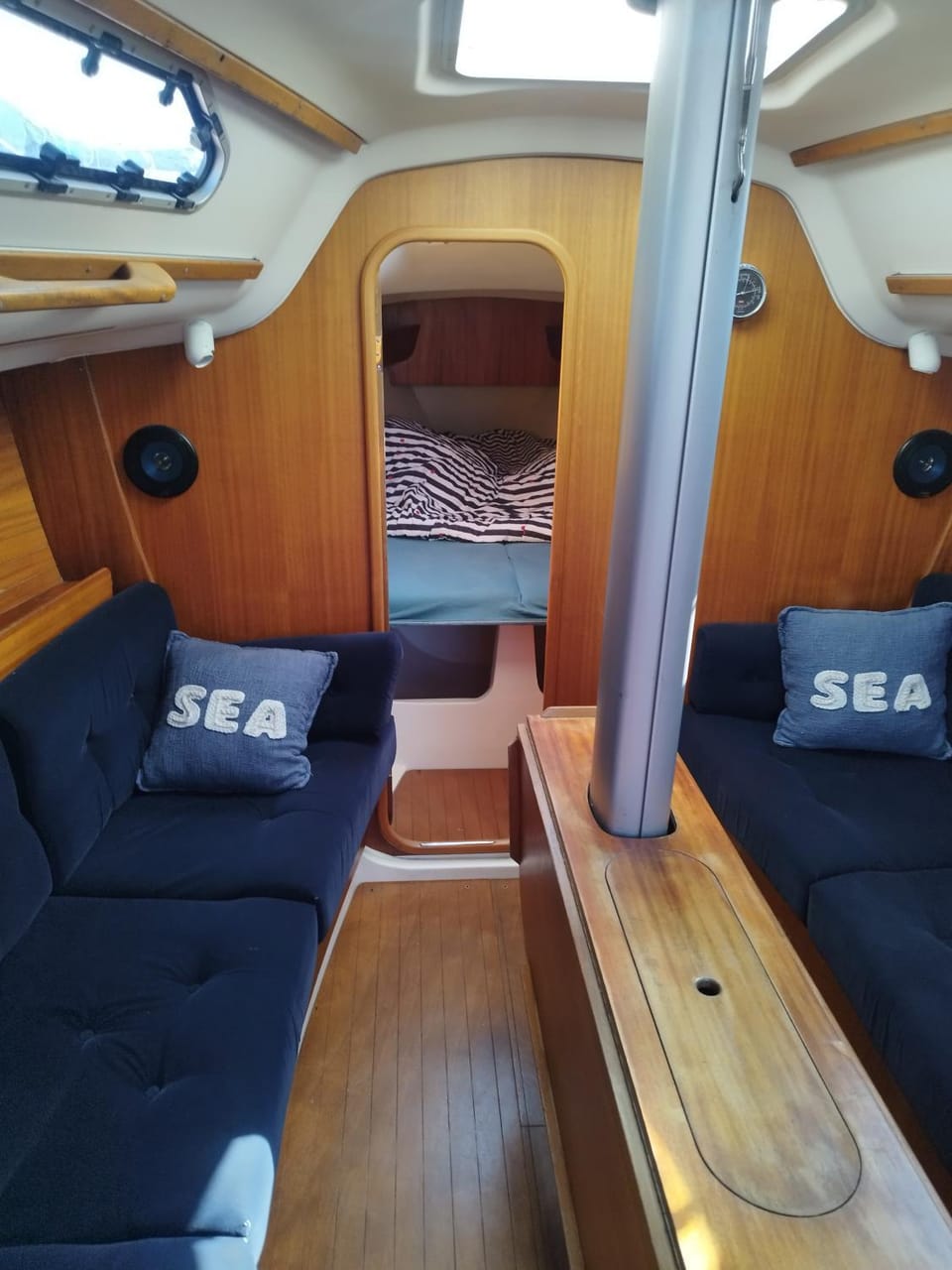 voilier sur le port Perros Guirec Docked boat in Louannec