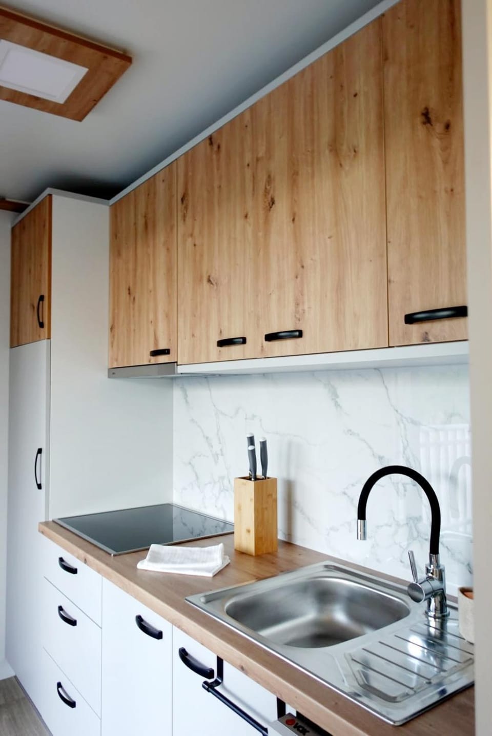 Kitchen or kitchenette, kitchen, kitchen