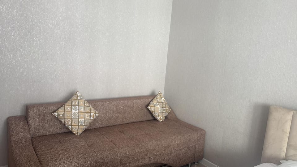 Бесконтактное заселение круглосуточно Sezim Qala Bahyt Apartment in Kazakhstan