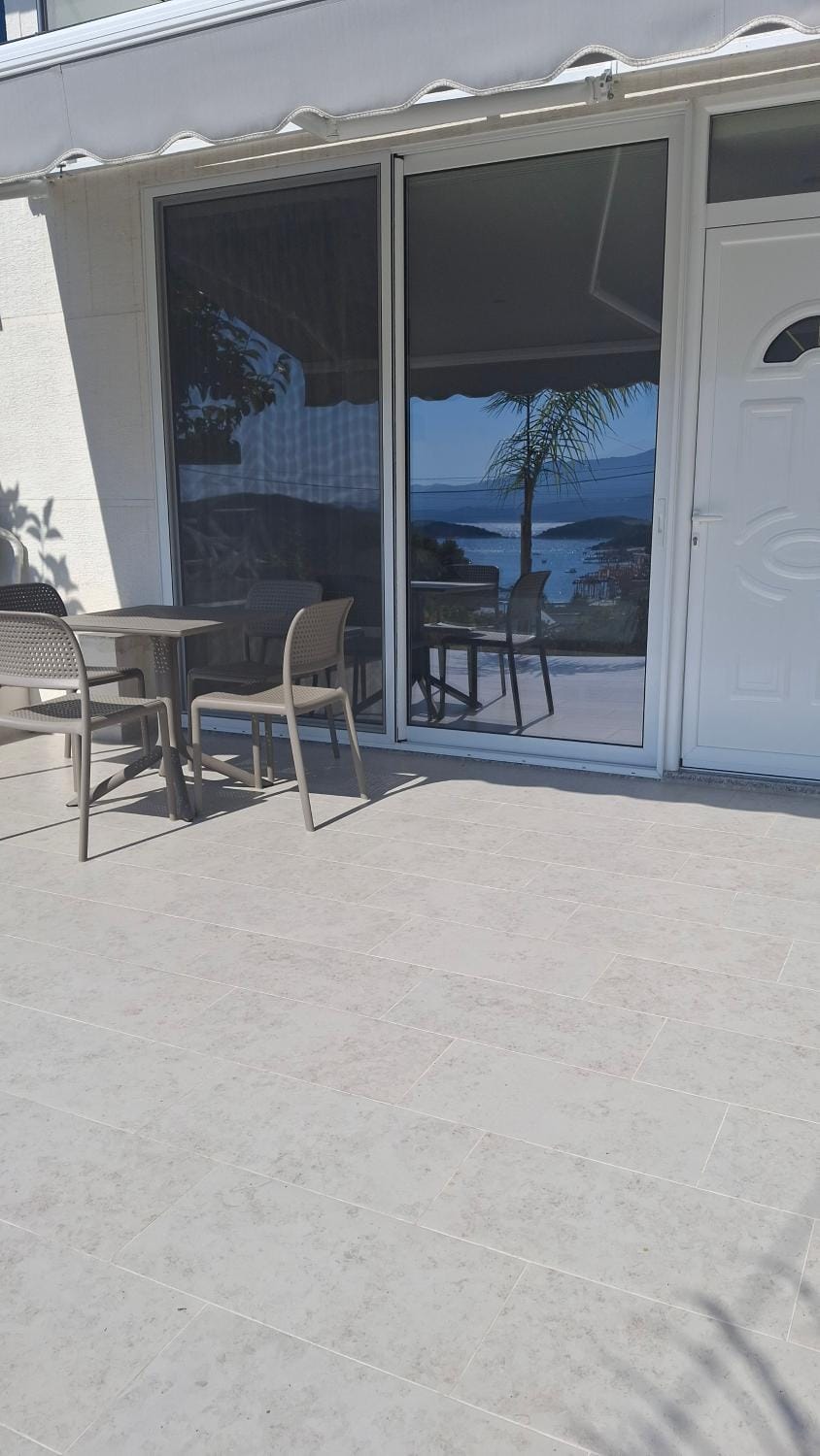 Goni's seaview rooms Apartment in Ksamil