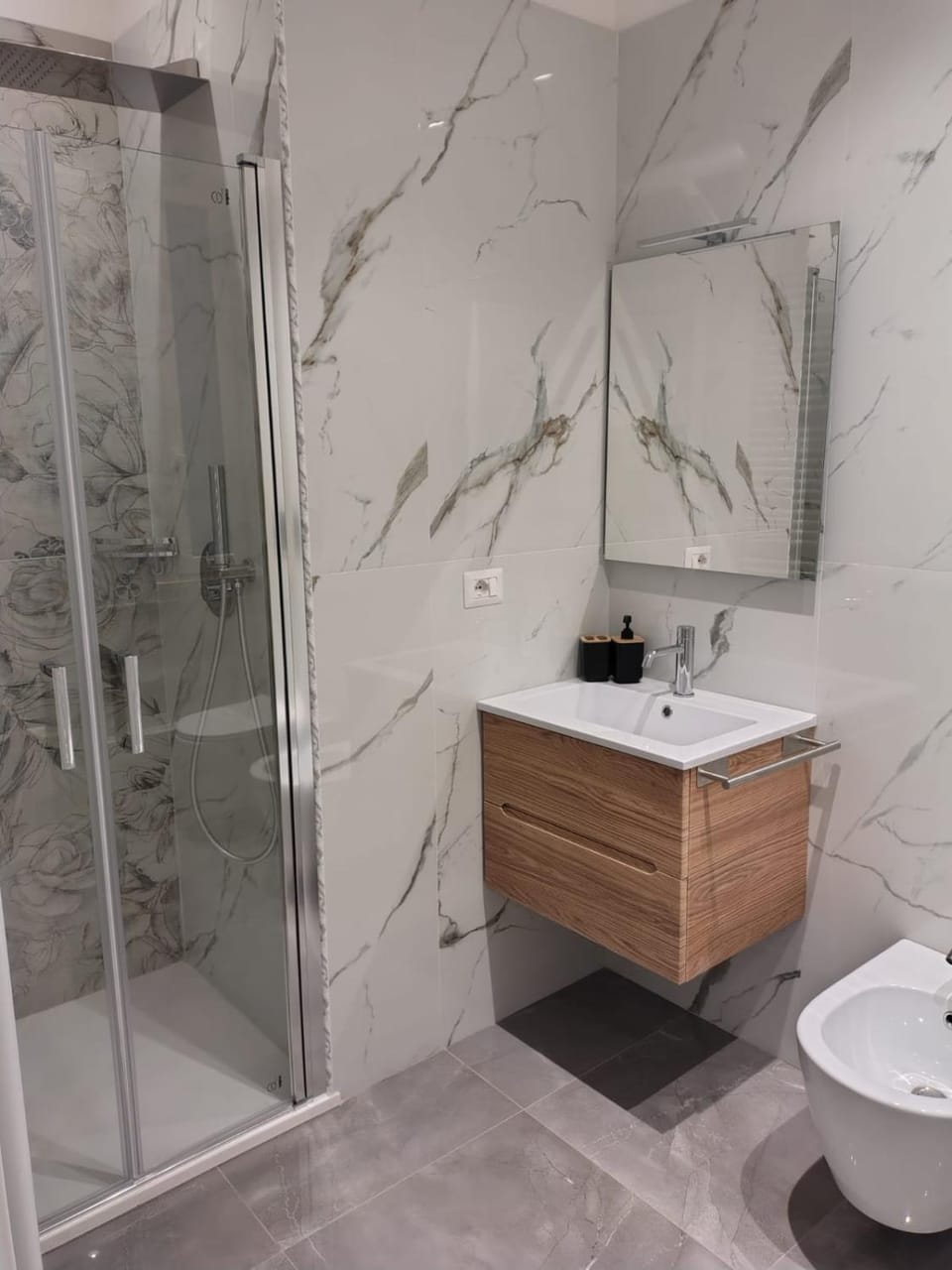 Shower, Bathroom