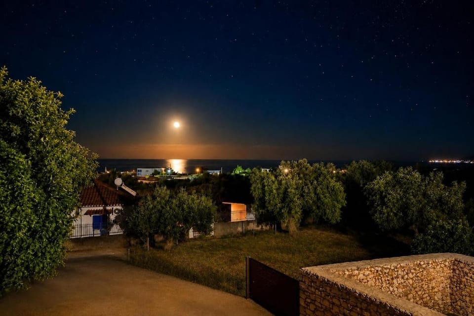 View (from property/room), Balcony/Terrace, Sea view