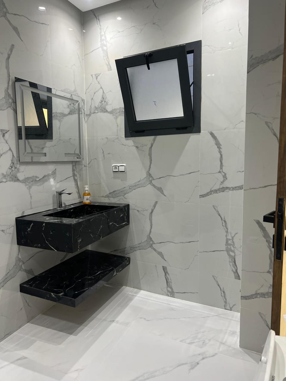 Suite parentale et 2 chambres Luxe Moderne a 5 min de la plage Apartment in Tangier-Tétouan-Al Hoceima