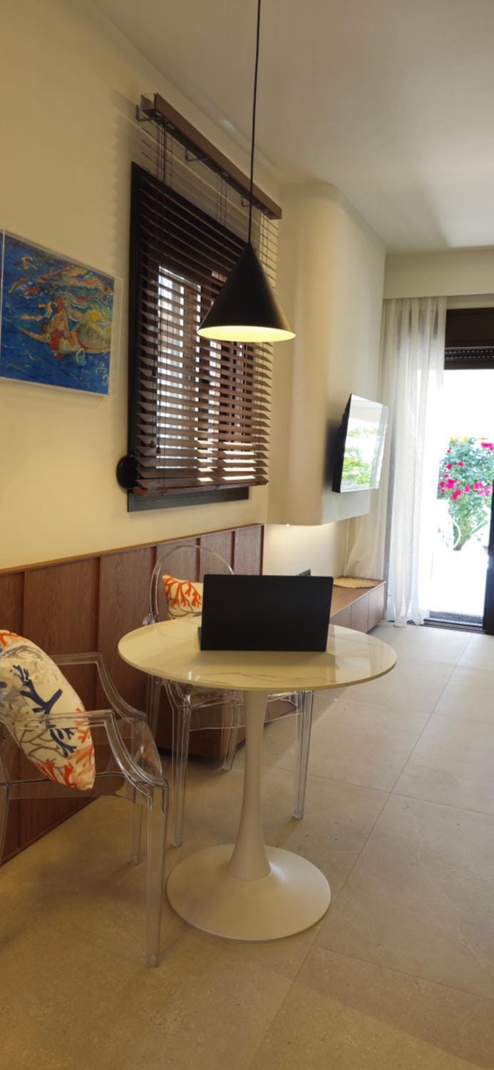 Giasemi BEACHFRONT NIKITI House in Nikiti