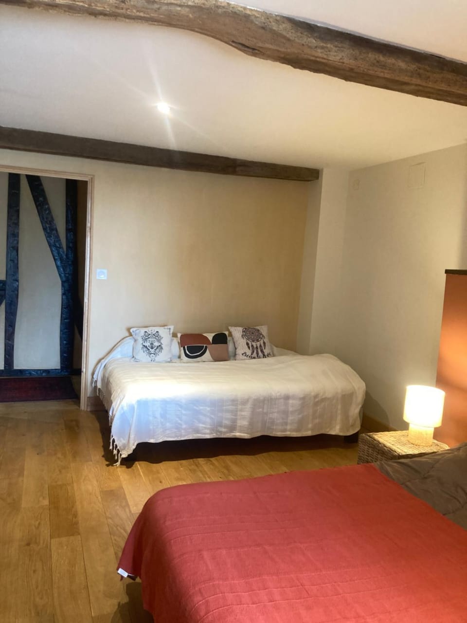 Appartement à colombages indépendant avec piscine partagée avec le proprietaire Villa in Occitanie