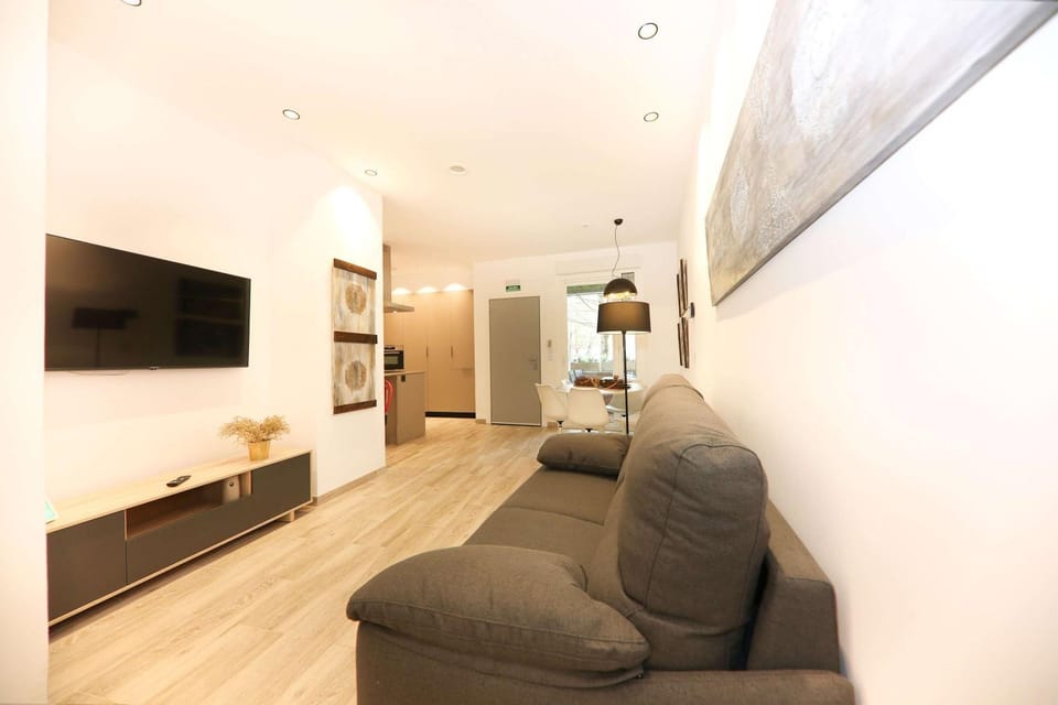 Domus Halo F Apartment in Pamplona
