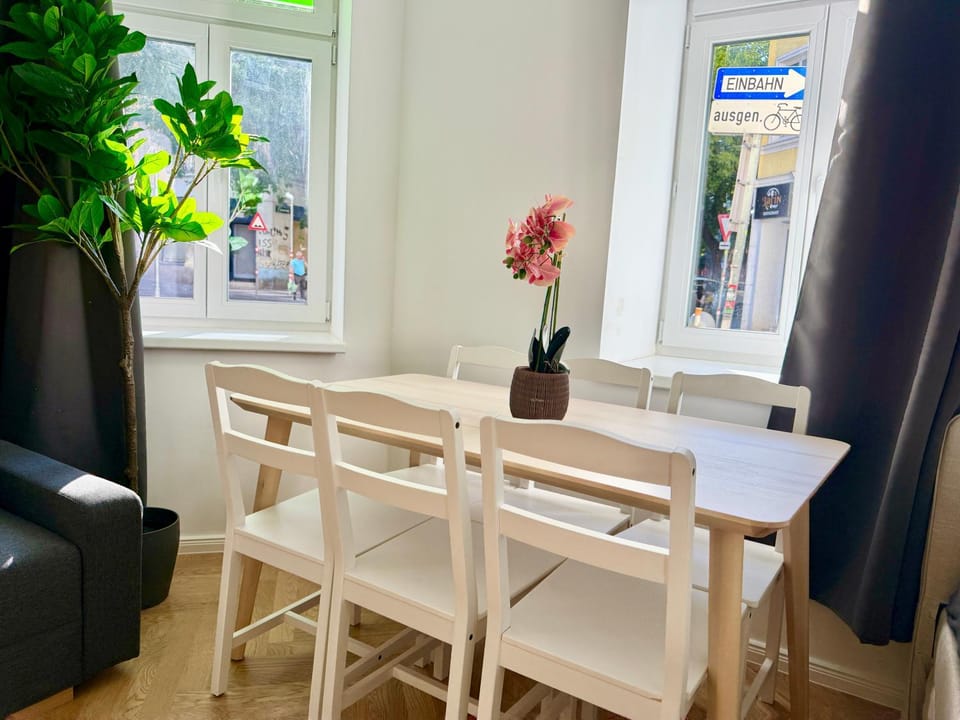 Modern Renovated Apartment near Center Apartment in Vienna