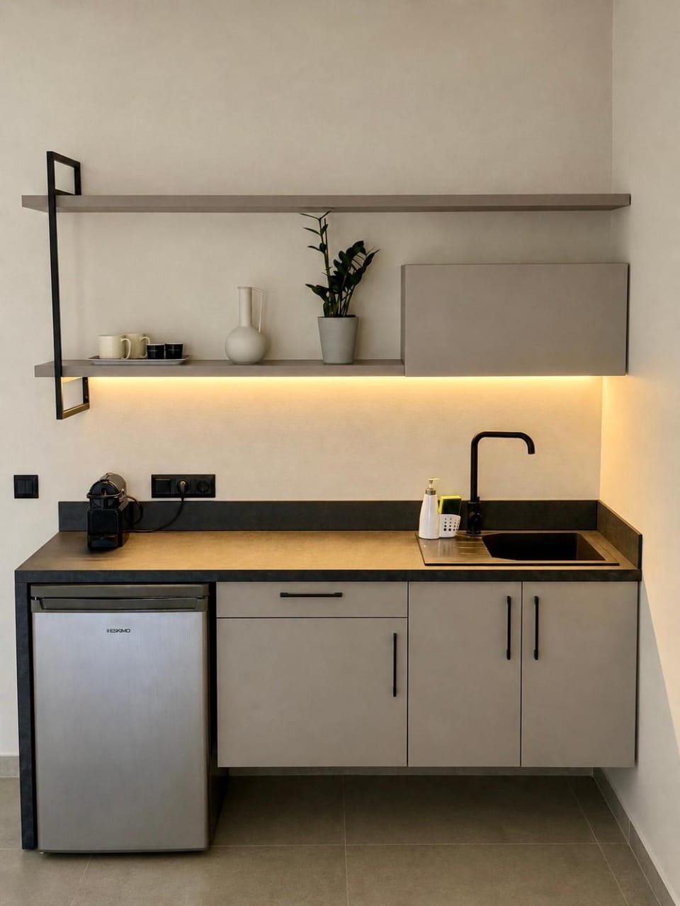 Kitchen or kitchenette