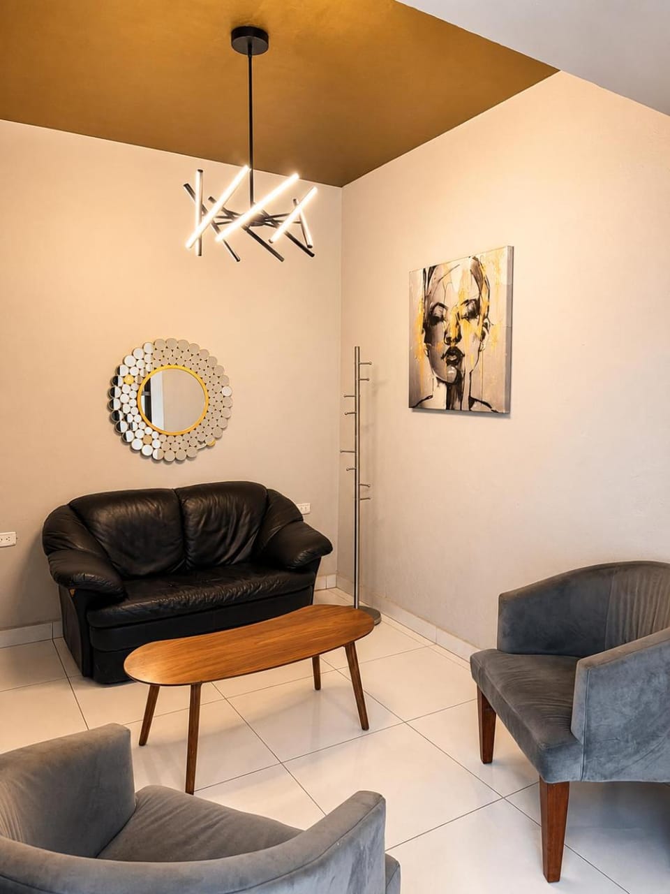 Living room, Decorative detail, Seating area