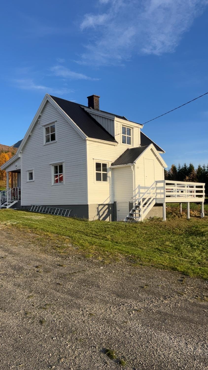 Det gamle huset i Oksfjordhamn House in Lapland
