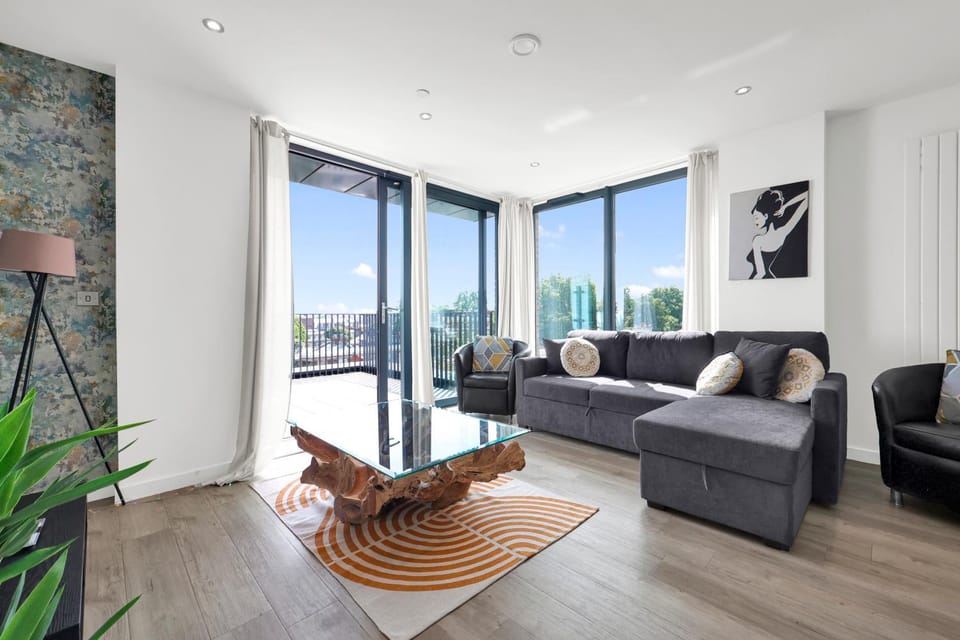 Living room, Seating area