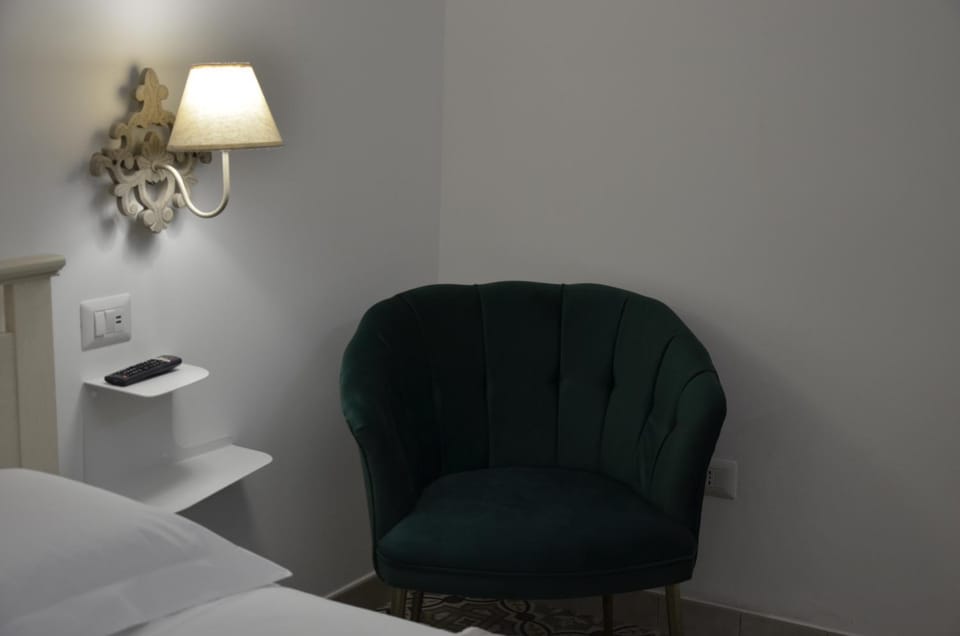 Back Room Relais Bed and Breakfast in Province of Taranto