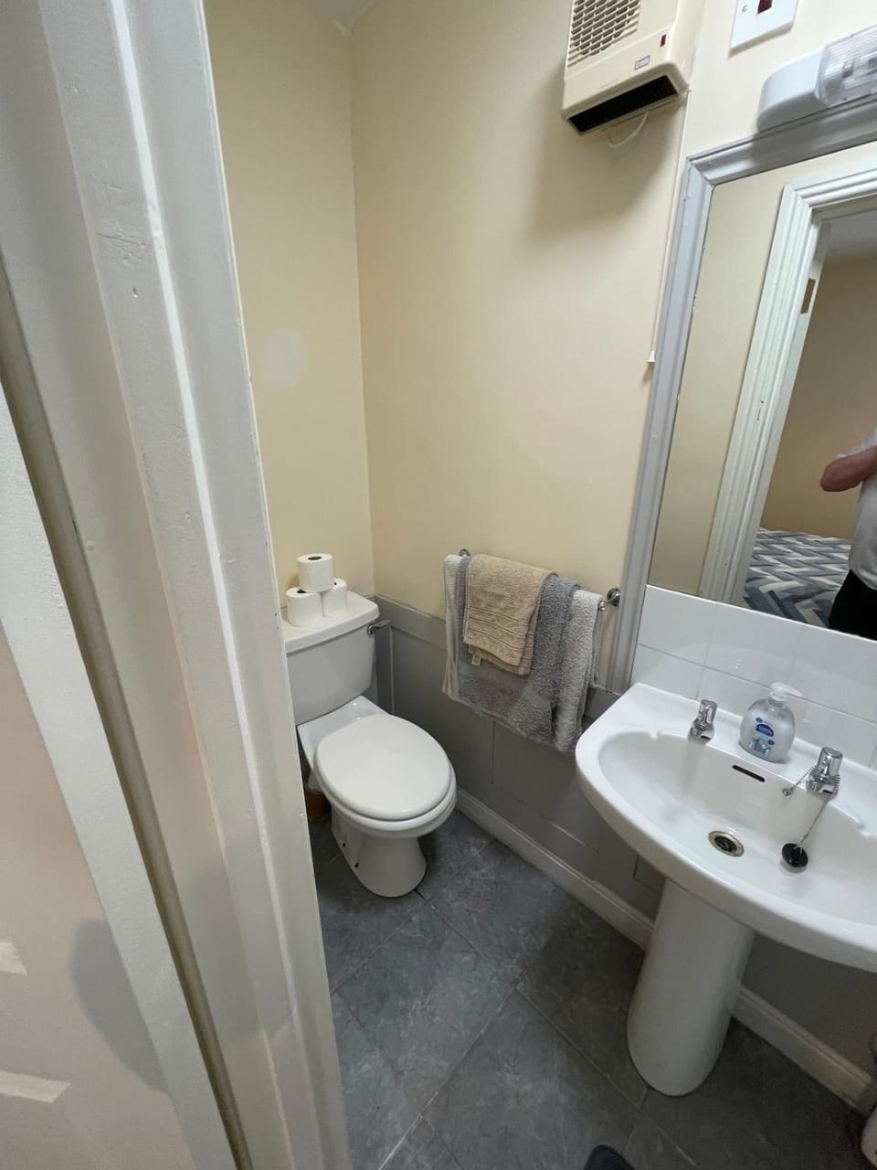 Modern Town Centre 3 Bed Apartment Apartment in Sligo