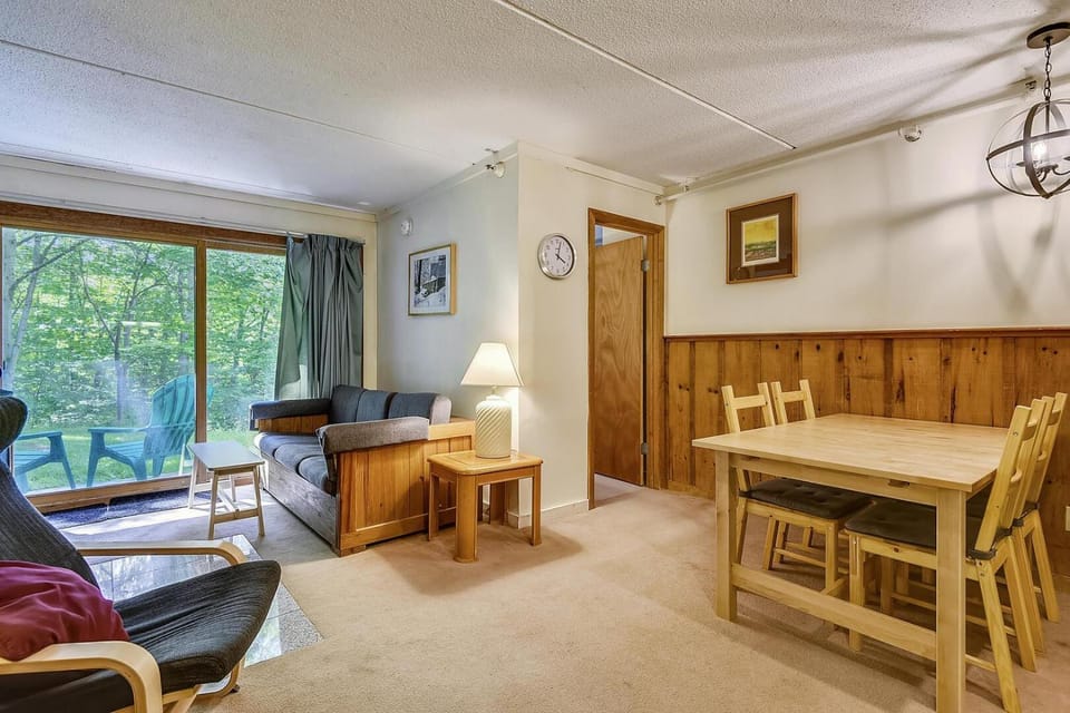 Whiffletree G1 House in Mendon